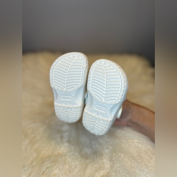 Crocs toddler classic “I Am Rainbow Unicorn” clog - Picture 5 of 7